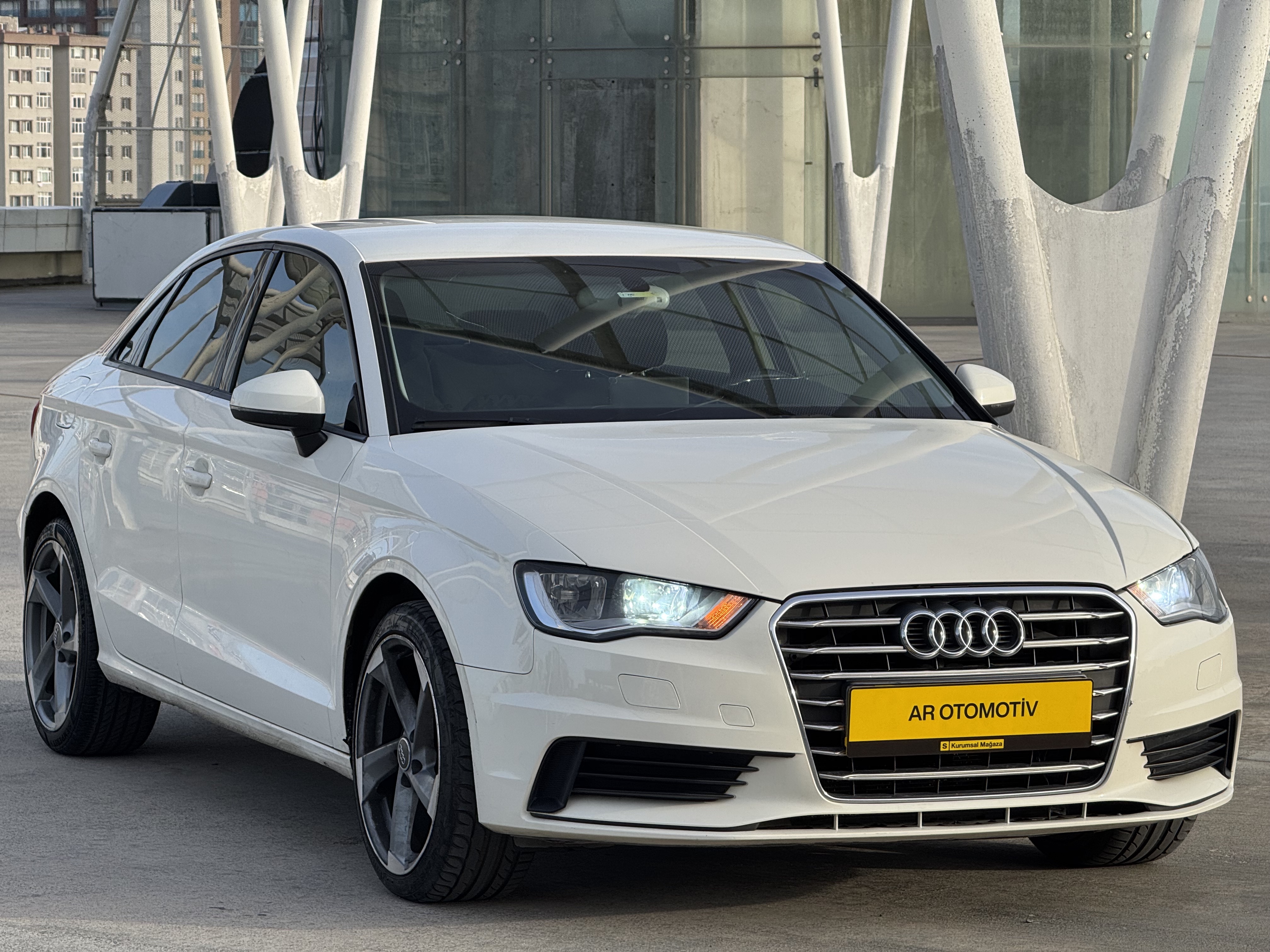 200 PEŞİN KALAN KREDİ/SENET A3 SEDAN 1.6 TDI ATTRACTİON S-TRONİC