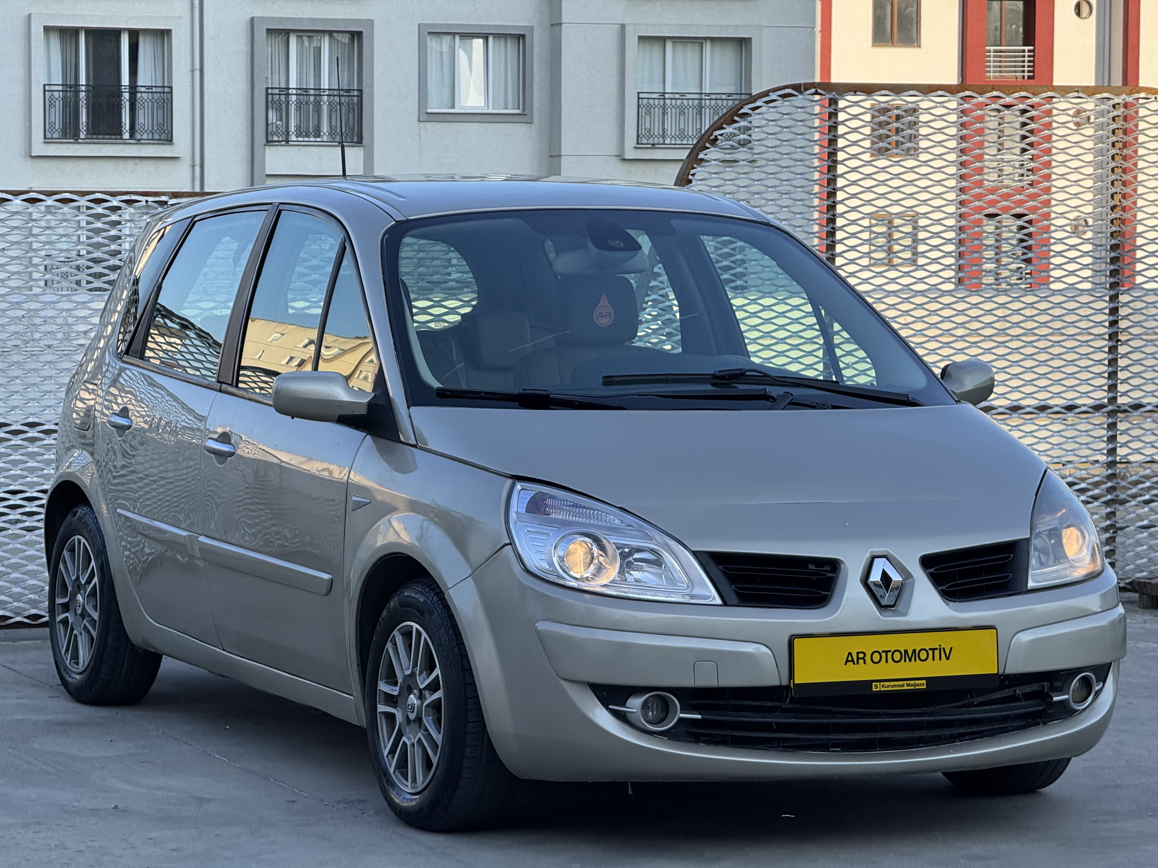 2008 MODEL RENAULT SCENİC 1.6 PRİVİLEGE/BENZİN OTOMATİK FUL+FULL